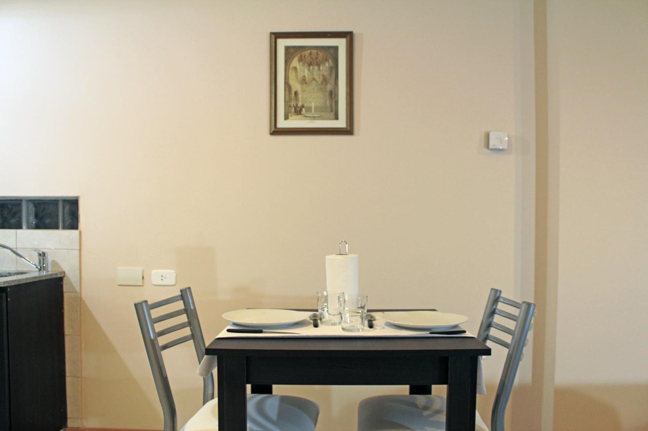 Apart Hotel Granada Неукен Экстерьер фото